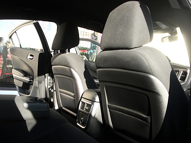 2012chargerBlk/24aa36.JPG