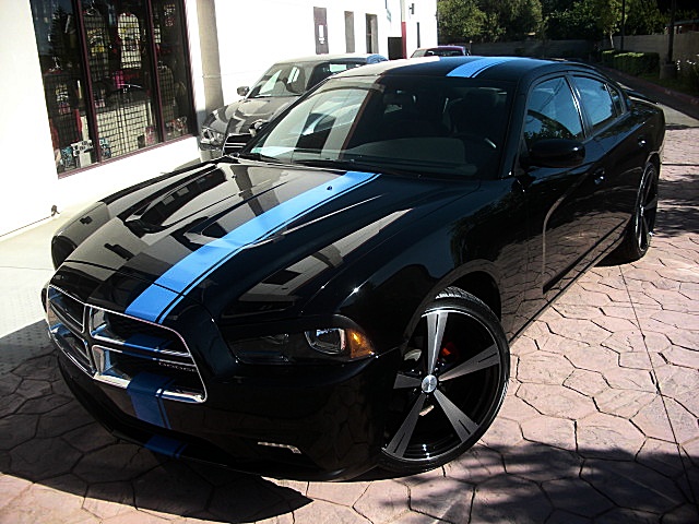 2012chargerBlk/25r65.JPG