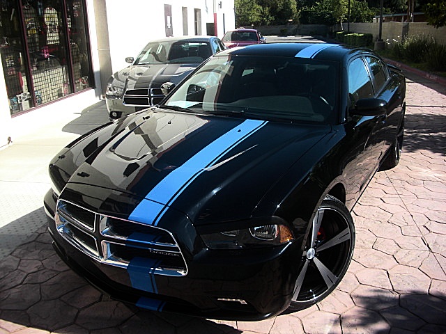 2012chargerBlk/25r65.JPG