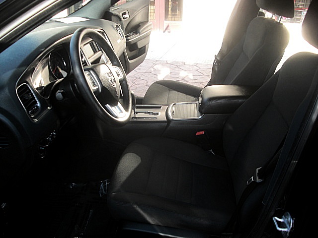 2012chargerBlk/25s47.JPG