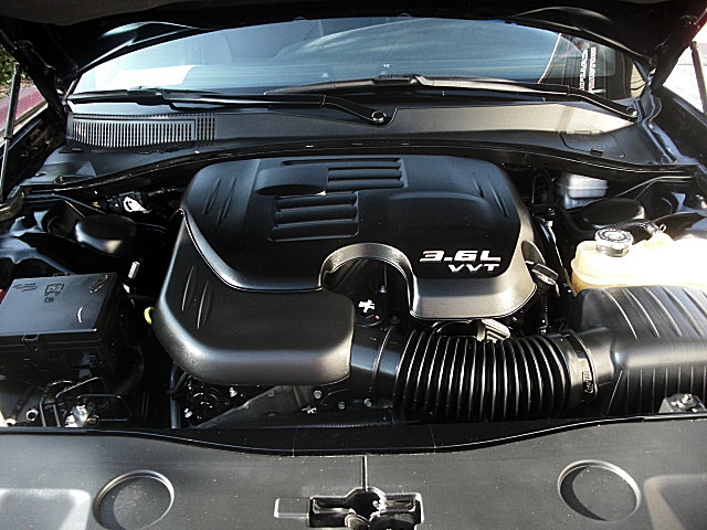2012chargerBlk/25s47.JPG