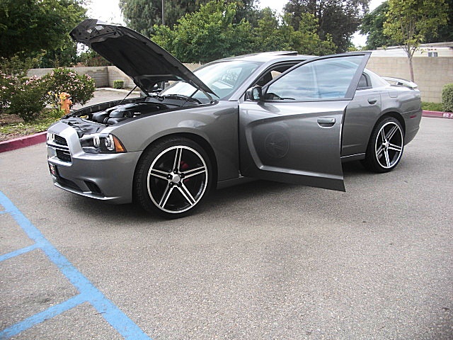 2012sxtGray/25f25.JPG