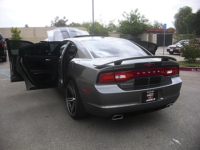 2012sxtGray/25f25.JPG