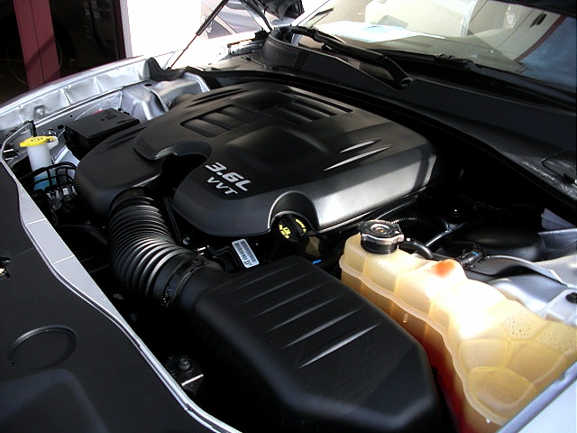 2012sxtSilver/25ab64.jpg