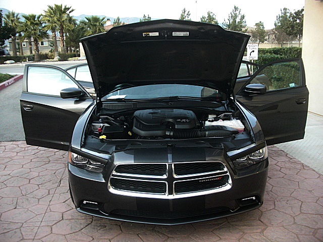 2013chargerDarkGray/25a35.JPG