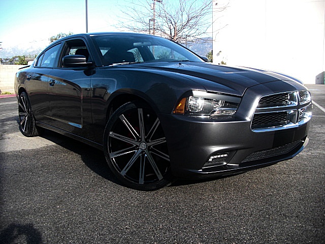 2013chargerDarkGray/25b49.JPG