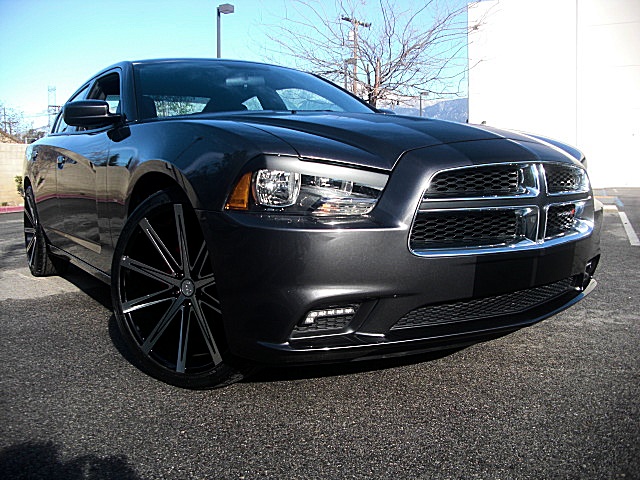 2013chargerDarkGray/25b49.JPG