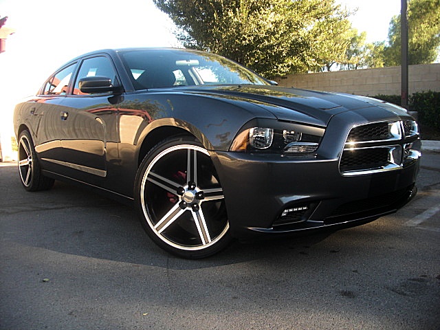 2013chargerDarkGray/25b45a.JPG