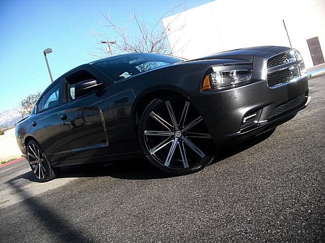 2013chargerDarkGray/25b49.JPG