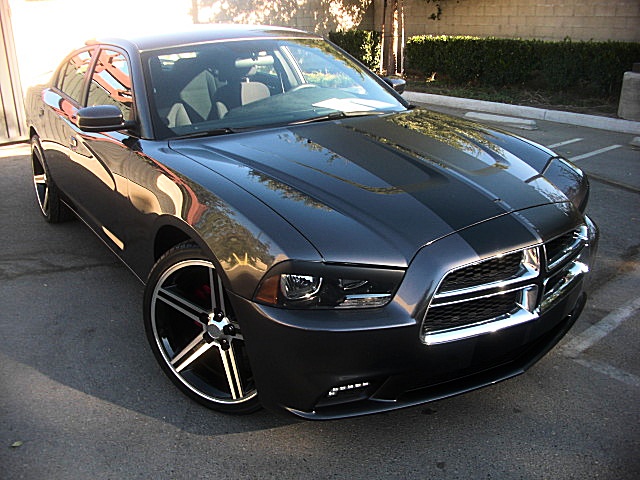 2013chargerDarkGray/25b45a.JPG