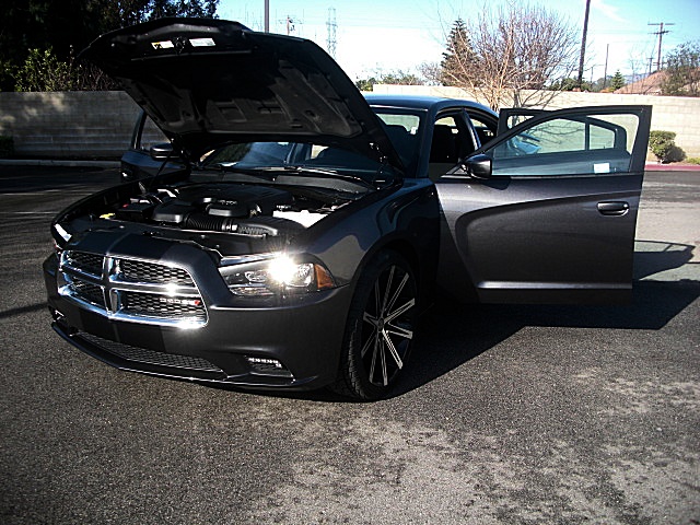 2013chargerDarkGray/25b49.JPG