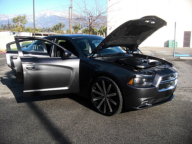 2013chargerDarkGray/25b49.JPG