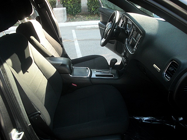 2013chargerDarkGray/25b34a.JPG