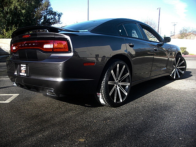 2013chargerDarkGray/25b49.JPG