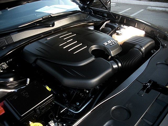 2013chargerDarkGray/25b34a.JPG