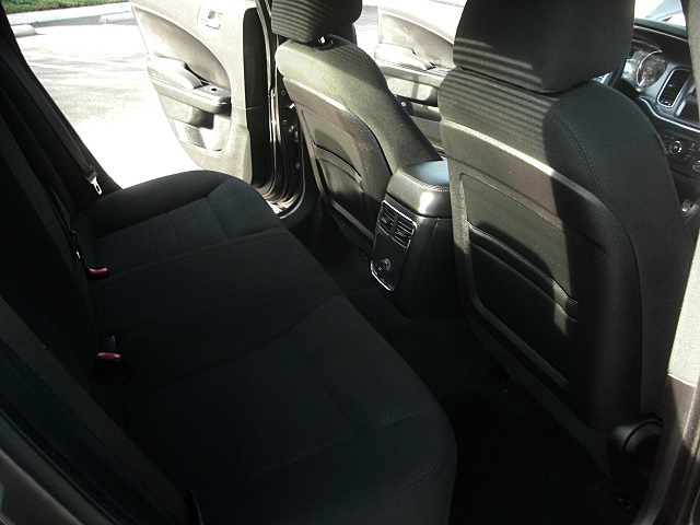 2013chargerDarkGray/25b38.JPG