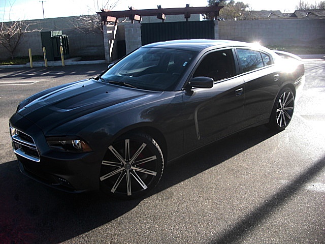2013chargerDarkGray/25b49.JPG