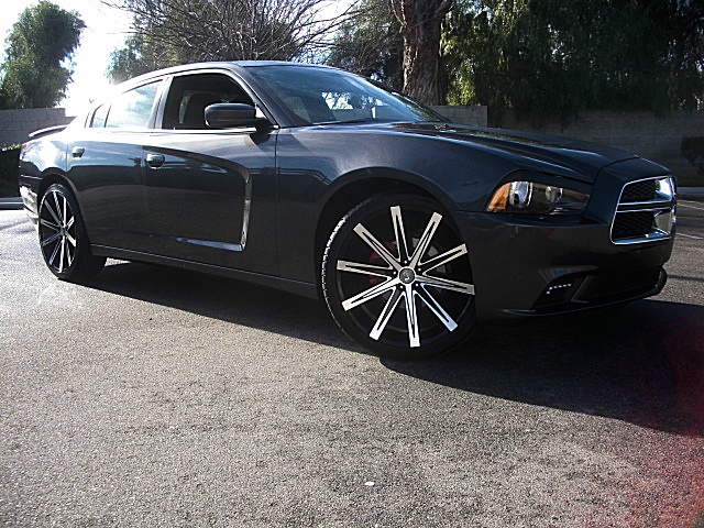 2013chargerDarkGray/25b49.JPG