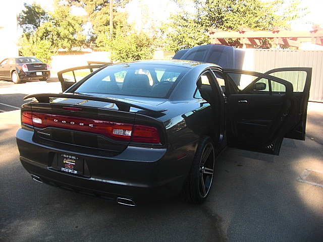 2013chargerDarkGray/25b45a.JPG