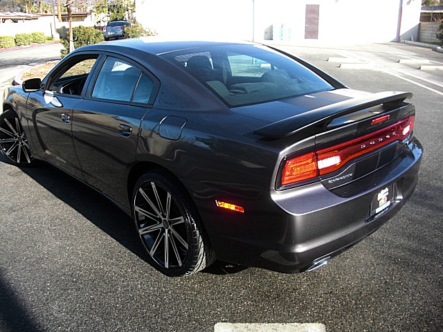 2013chargerDarkGray/25b49.JPG