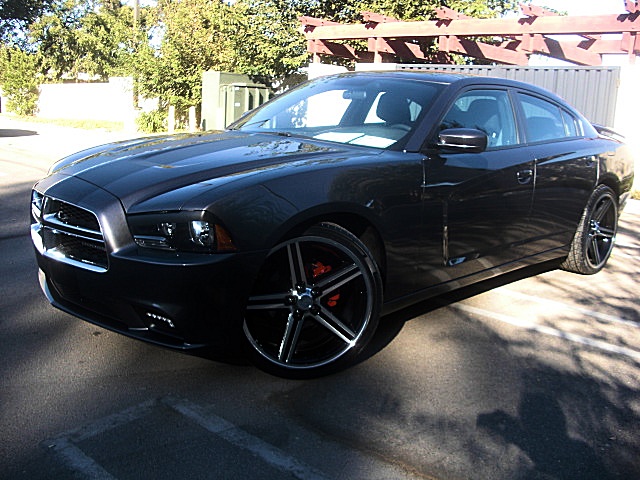 2013chargerDarkGray/25b45a.JPG