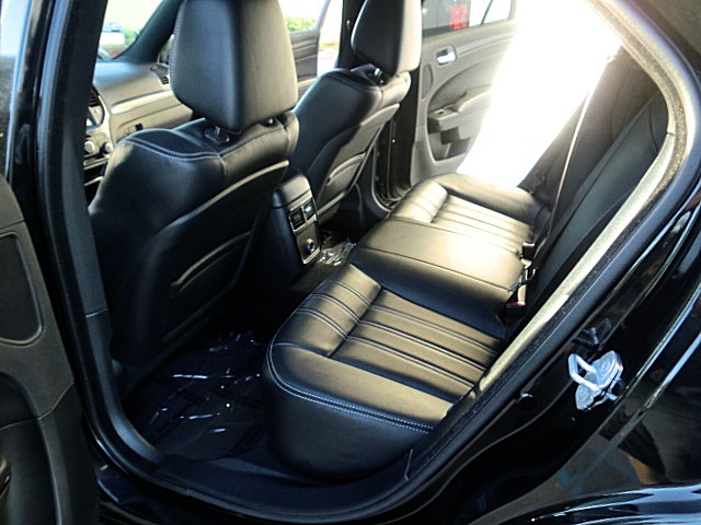 300Sblk2014/26a31.JPG