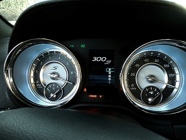 300Sblk2014/26a31.JPG