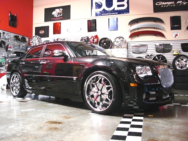 300cBODYkitBlack/newA164.jpg