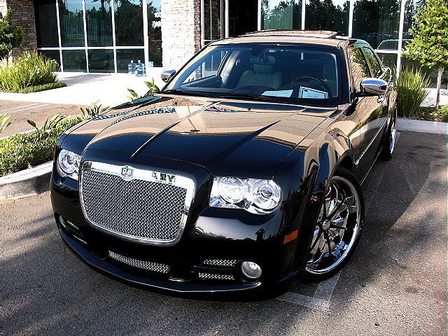 300cBODYkitBlack/newA55.jpg