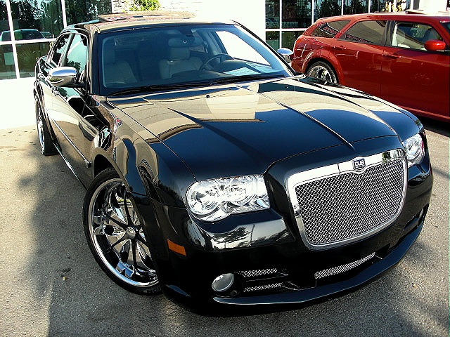 300cBODYkitBlack/newA55.jpg