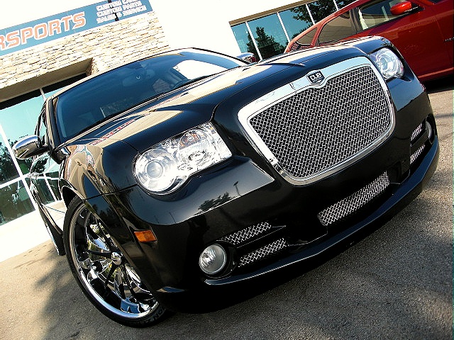 300cBODYkitBlack/newA55.jpg