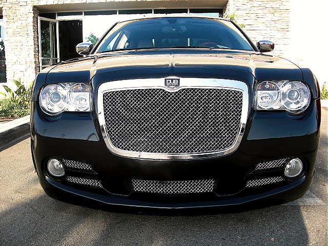 300cBODYkitBlack/newA55.jpg