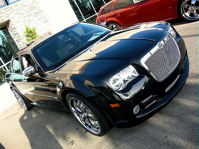 300cBODYkitBlack/newA55.jpg