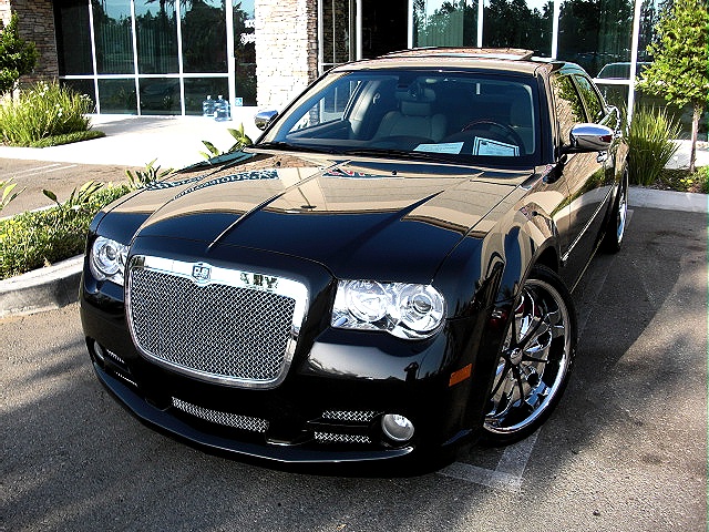 300cBODYkitBlack/newA55.jpg