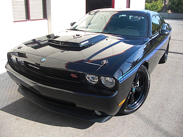 ChallengerMOPAR10/1q2.JPG