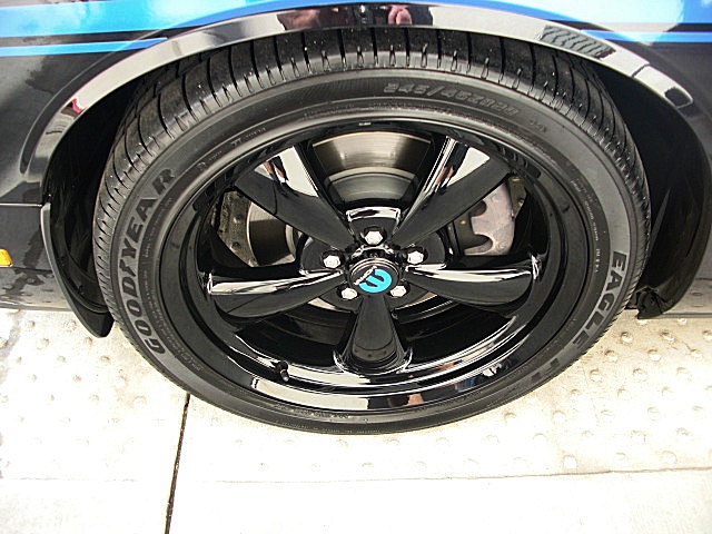 ChallengerMOPAR10/1q51.JPG