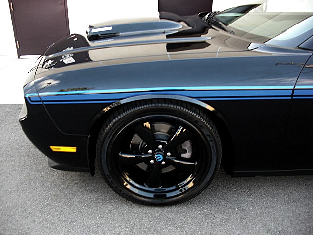 ChallengerMOPAR10/1q51.JPG