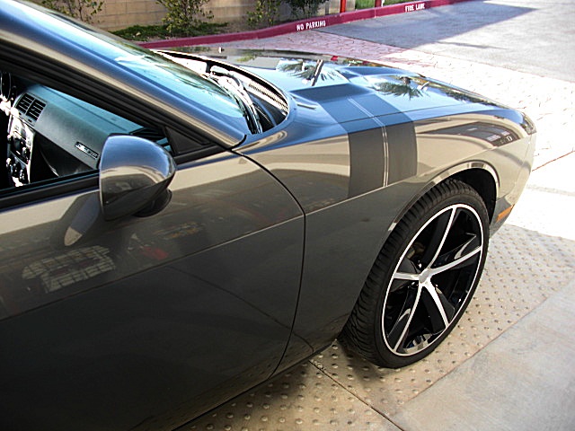 ChallengerPDT/stripes3.JPG