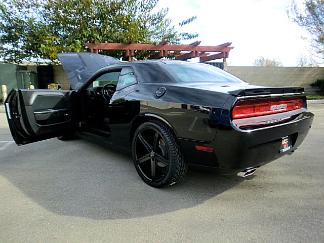 ChallengerRTblk/27b40.JPG