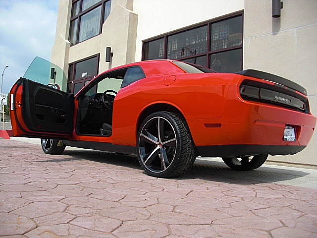 ChallengerSEred/1w115.JPG
