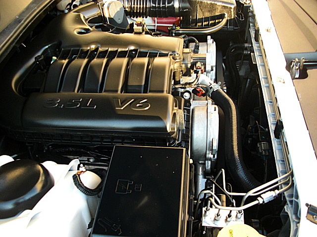 ChallengerSEwhite/1q40.JPG