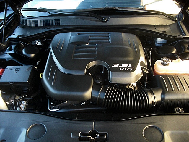 ChargerBLk2011/25g49.JPG