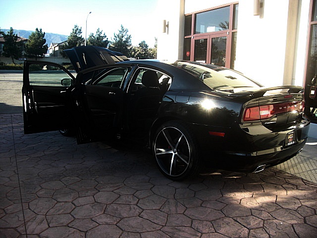 ChargerBLk2011/25g73.JPG
