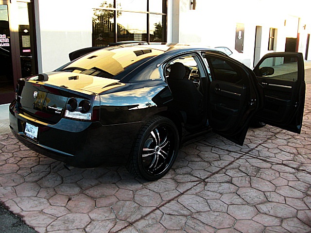 ChargerBlackSXT/1e29.JPG