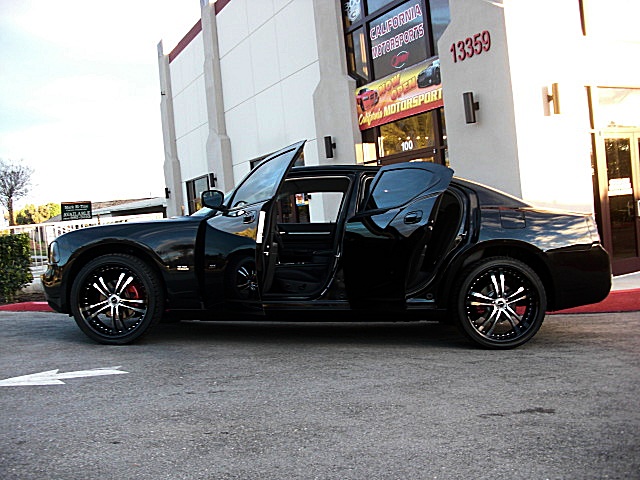 ChargerBlackSXT/1e29.JPG