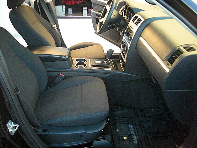 ChargerBlackSXT/1m113.JPG