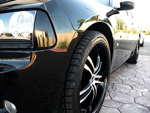ChargerBlackSXT/1z160.JPG