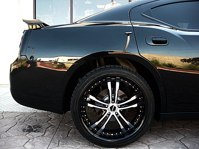 ChargerBlackSXT/1z160.JPG