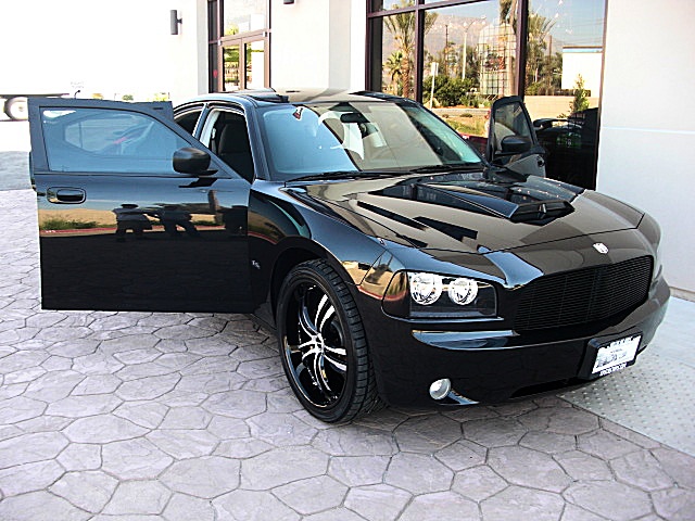 ChargerBlackSXT/1z160.JPG