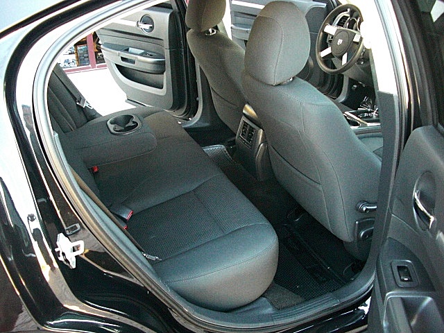 ChargerBlackSXT/1z168.JPG